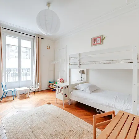 Apartment Veeve - Cartographer's Haven Paris
